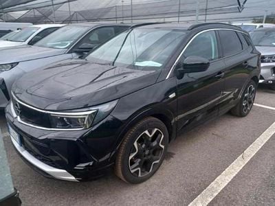 Usata Opel Grandland X Ultimate 131 CV (96 kW) 2024 Nero / metallizzato SUV