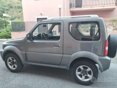 Usata Suzuki Jimny 85 CV (62 kW) 2008 SUV