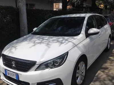 Usata Peugeot 308 S 131 CV (96 kW) 2019 Bianco Station wagon