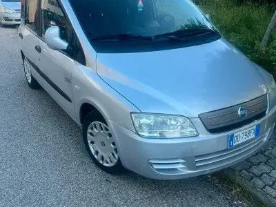 Usata Fiat Multipla 120 CV (88 kW) 2006 Monovolume