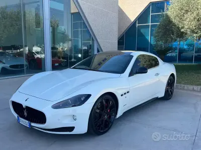 Usata Maserati Granturismo 450 CV (330 kW) 2009 Bianco Coupé