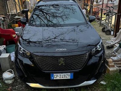 Usata Peugeot 2008 GT-line 131 CV (96 kW) 2022 Nero SUV