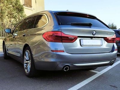 Usata BMW 520 Luxury Line 190 CV (139 kW) 2019 Grigio Station wagon