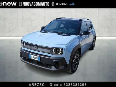 Begagnad Renault 4 E-Tech Iconic 110 kW (150 HK) 2025 Bestyle libertã© (blu celeste SUV