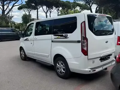 Usata Ford Tourneo 155 CV (114 kW) 2015 Bianco Monovolume
