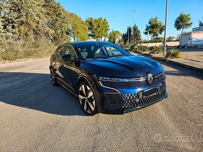 Blu Usata 2023 Renault Megane E-Tech Techno Utilitaria | 23.500 € (Buon prezzo)