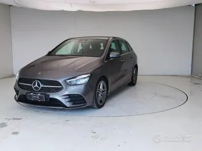 Usata Mercedes B180 Advanced Plus 116 CV (85 kW) 2025 Mountain grau metallic Utilitaria