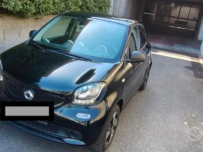 Usata Smart ForFour 71 CV (52 kW) 2018 Nero Utilitaria
