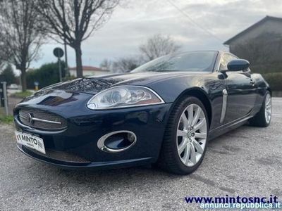 usata Jaguar XK8 4.2 V8 Coupé Mirano