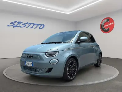 Occasion Fiat 500e La Prima 42 kW (58 PK) 2022 Blauw Hatchback