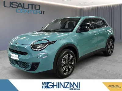 Nuova Fiat 600 101 CV (74 kW) 2025 SUV