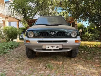 Usata Nissan Terrano SE 125 CV (91 kW) 1998 Verde SUV