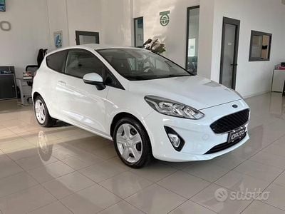Usata Ford Fiesta 86 CV (63 kW) 2020 Bianco Utilitaria
