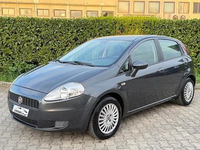 Usata Fiat Grande Punto 65 CV (47 kW) 2008 Blu Utilitaria