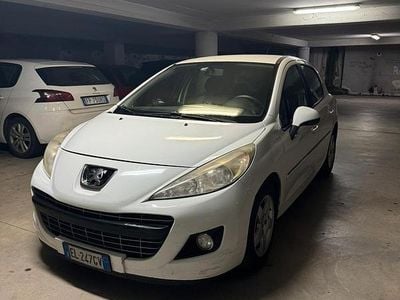 Usata Peugeot 207 70 CV (51 kW) 2012 Bianco Berlina