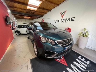 Usata Peugeot 5008 Allure 131 CV (96 kW) 2019 Verde SUV