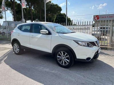 usata Nissan Qashqai 1.5 dci Tekna 110cv E6