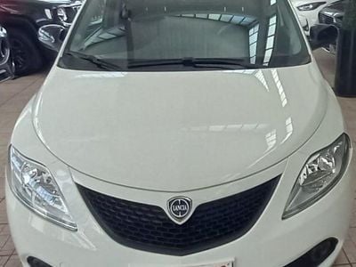 Usata Lancia Ypsilon