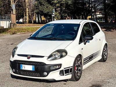 Usata Abarth Punto Evo 165 CV (121 kW) 2011 Bianco Utilitaria