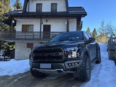 Begagnad Ford F-150 Raptor 2018 Svart Pickup