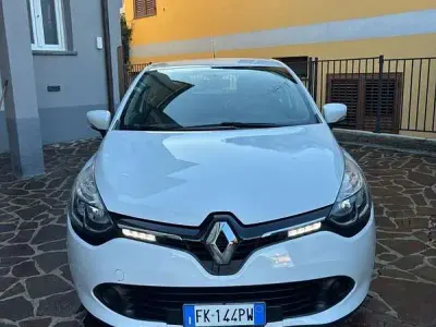 Usata Renault Clio IV 75 CV (55 kW) 2017 Berlina