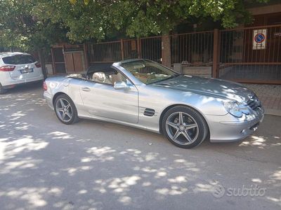Usata Mercedes SL500 245 CV (180 kW) 2003 Argento Cabrio