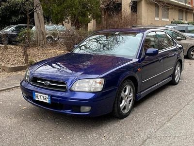 Usado Subaru Legacy 156 CV (114 kW) 1999 Azul Berlina