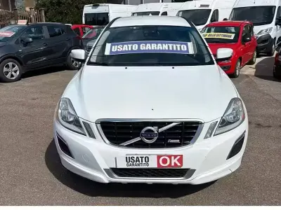 Usata Volvo XC60 R-Design 163 CV (119 kW) 2010 Bianco SUV