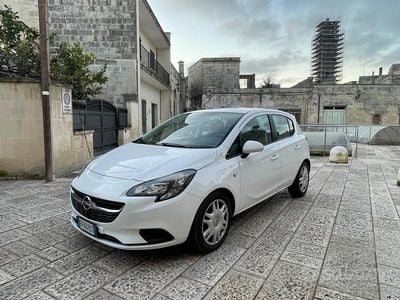 Usata Opel Corsa Cosmo 95 CV (69 kW) 2016 Bianco Utilitaria