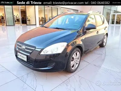 Usata Kia Ceed EX 125 CV (91 kW) 2010 Nero Utilitaria