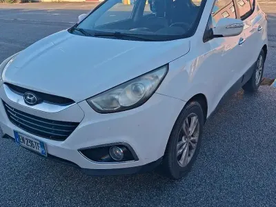 Usata Hyundai ix35 135 CV (99 kW) 2013 Bianco SUV