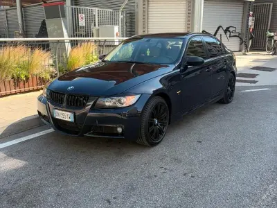 Usata BMW 320 Efficient Dynamics 177 CV (130 kW) 2008 Bluazzurro Berlina