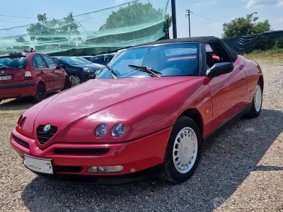 Usata Alfa Romeo Spider 150 CV (110 kW) 1996 Rosso Cabrio