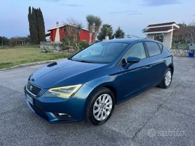 Usata Seat Leon Style 110 CV (80 kW) 2015 Bluazzurro Berlina