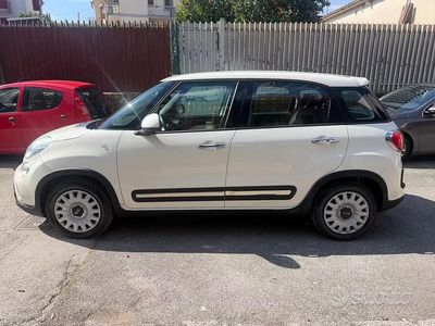 Usata Fiat 500L Trekking 95 CV (69 kW) 2015 Bianco Monovolume