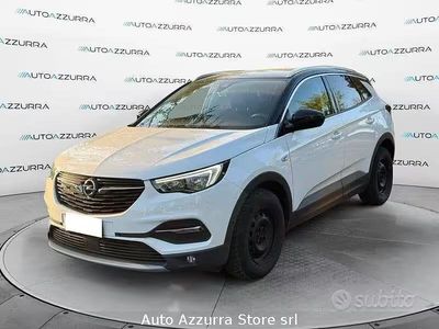 Usata Opel Grandland X Innovation 131 CV (96 kW) 2019 Bianco / tetto nero SUV