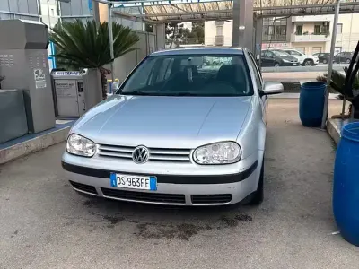 Begagnad VW Golf III