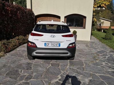 Usata Hyundai Kona 120 CV (88 kW) 2021 Bianco SUV