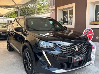 Usata Peugeot 2008 Allure 131 CV (96 kW) 2023 Nero SUV