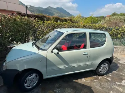 Usata Fiat 600 54 CV (39 kW) 2007 Utilitaria