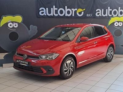 Usata VW Polo Life 95 CV (69 kW) 2023 Rosso Utilitaria