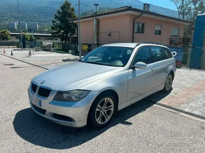 Usata BMW 320 177 CV (130 kW) 2007 Grigio Station wagon