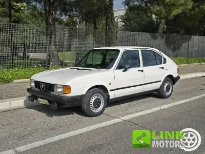 Usado Alfa Romeo Alfasud 68 CV (50 kW) 1983 Blanco Berlina