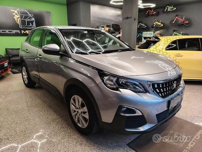 Usata Peugeot 3008 S 130 CV (95 kW) 2018 Grigio Station wagon