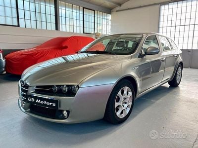 Grigio Usata 2006 Alfa Romeo 159 Distinctive Station wagon | 6900 € (Cara)