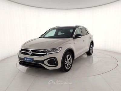 Usata VW T-Roc R-line 116 CV (85 kW) 2023 Grigio metallizzato SUV
