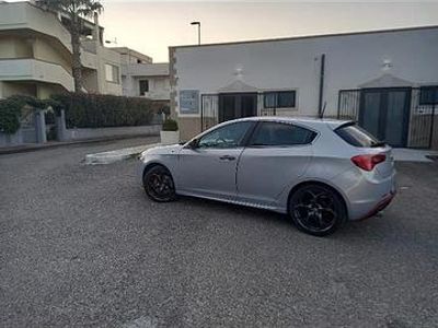 Usata Alfa Romeo Giulietta 140 CV (102 kW) 2014 Grigio Utilitaria