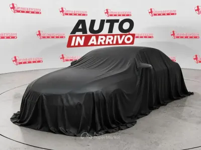Usado Fiat Panda Cross Cross 69 CV (50 kW) 2025 Rojo Utilitario
