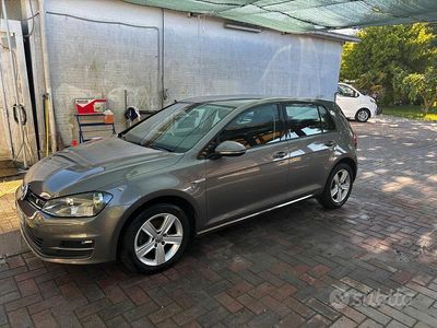 Usata VW Golf VII Comfortline 110 CV (80 kW) 2015 Grigio Berlina