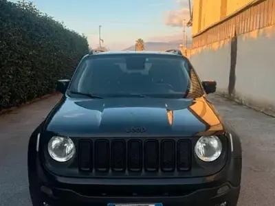 Usata Jeep Renegade 120 CV (88 kW) 2017 Nero SUV